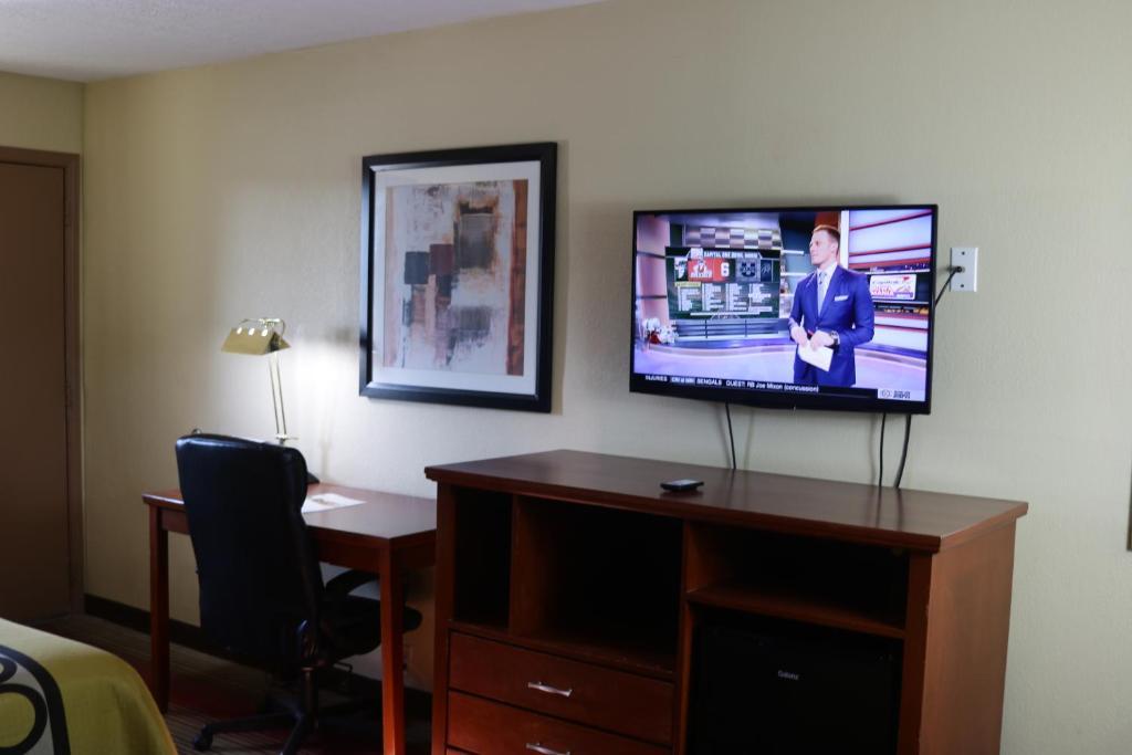 Quality Inn Columbus-East מראה חיצוני תמונה