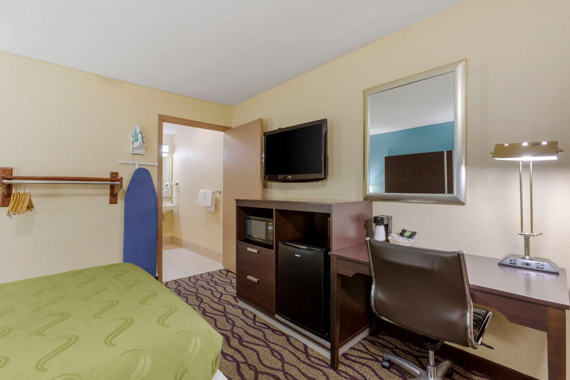 Quality Inn Columbus-East מראה חיצוני תמונה
