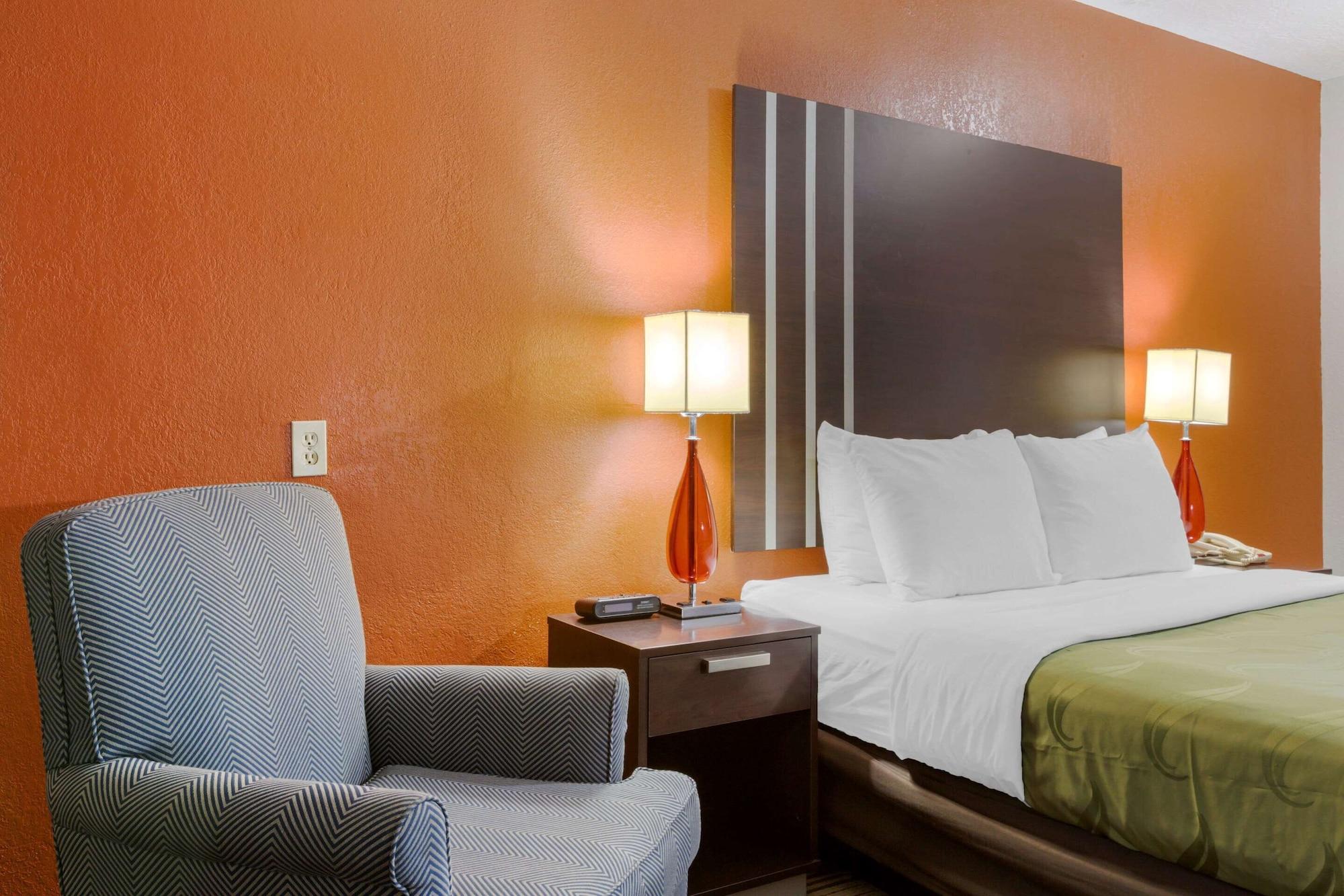 Quality Inn Columbus-East מראה חיצוני תמונה