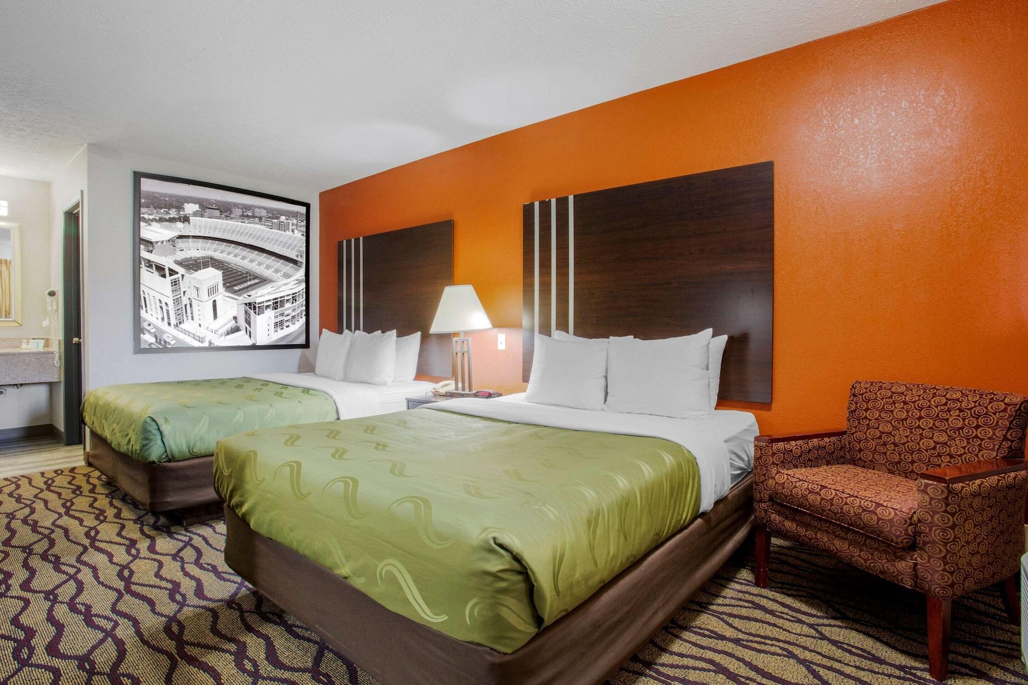 Quality Inn Columbus-East מראה חיצוני תמונה
