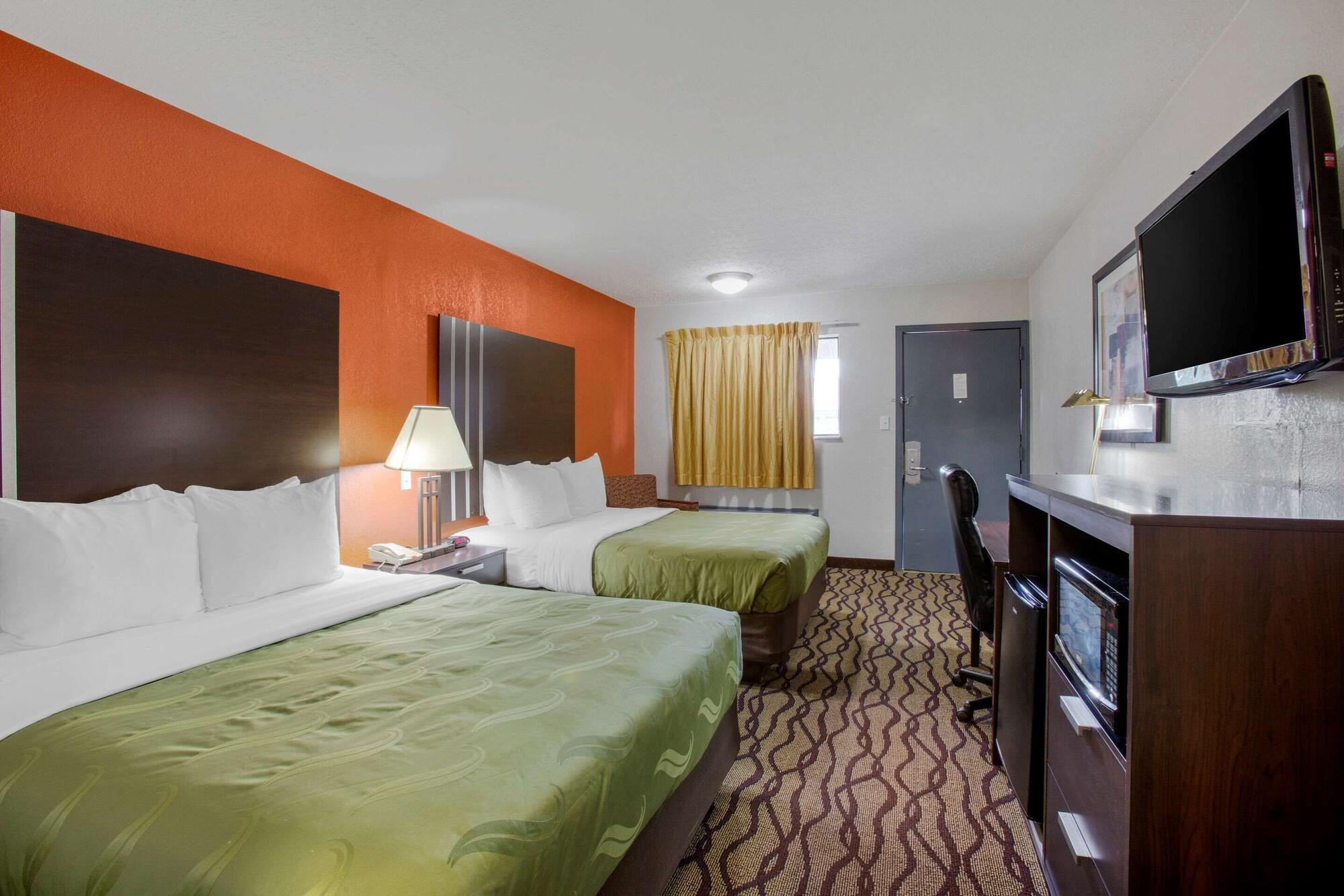 Quality Inn Columbus-East מראה חיצוני תמונה