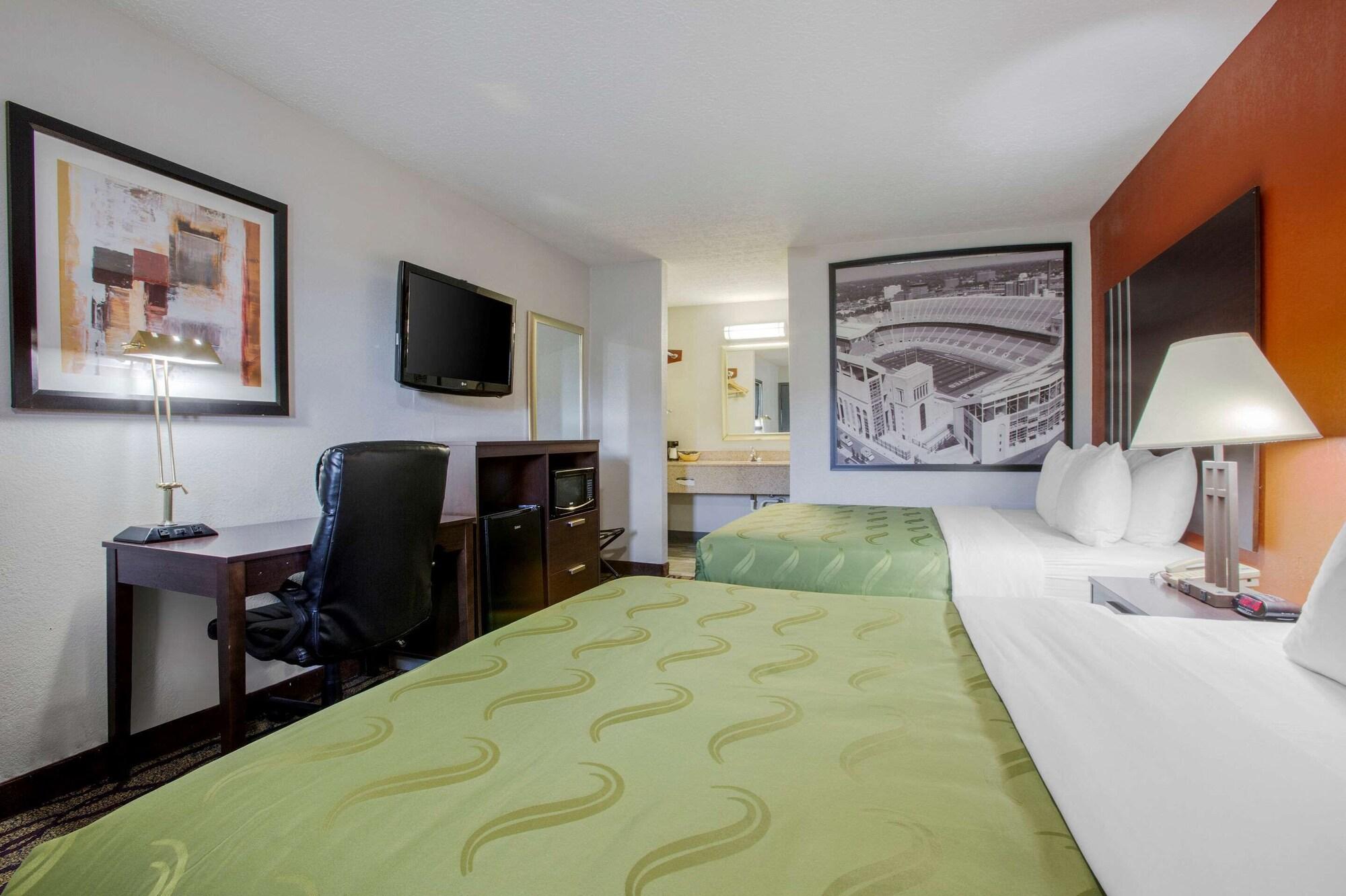 Quality Inn Columbus-East מראה חיצוני תמונה