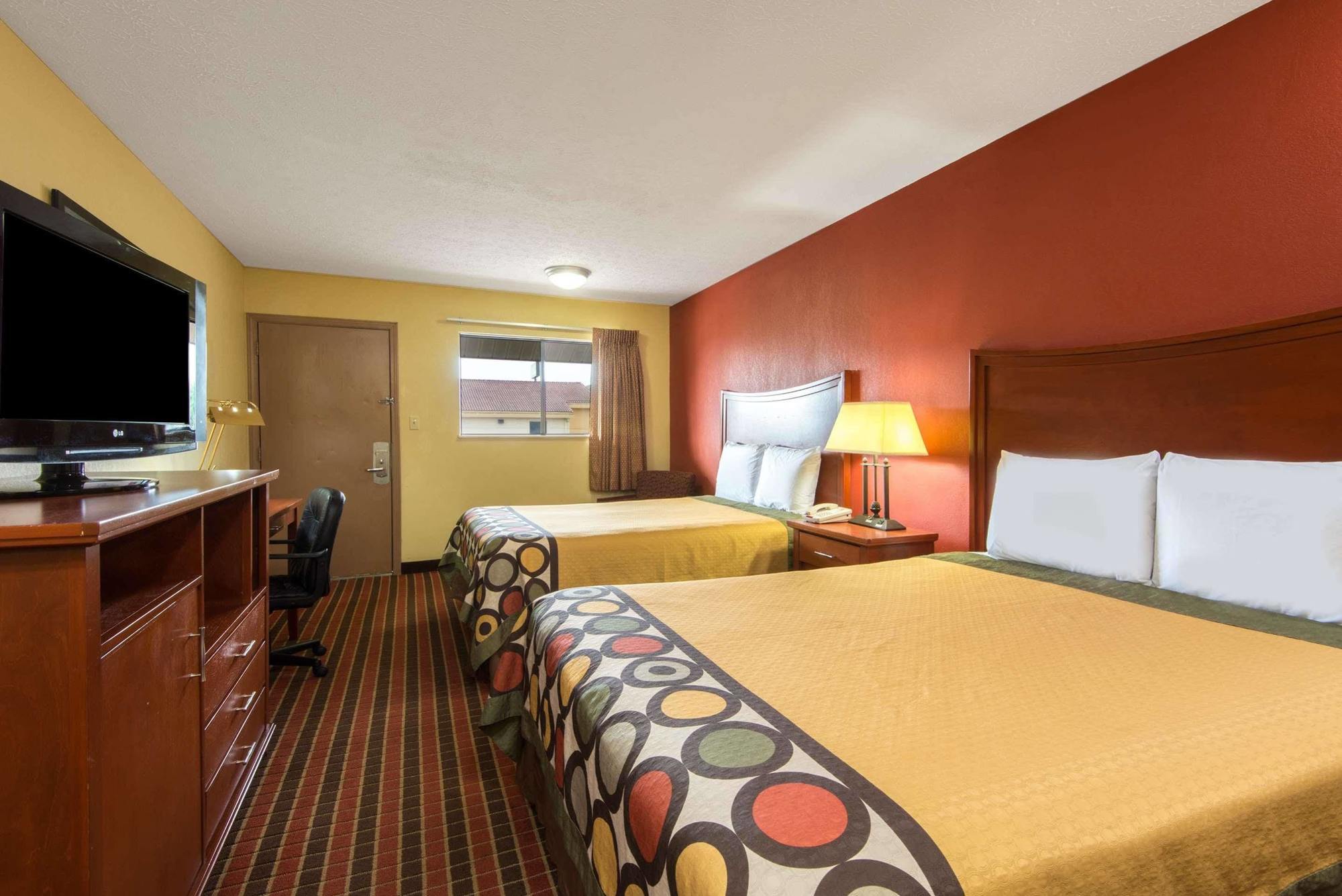 Quality Inn Columbus-East מראה חיצוני תמונה